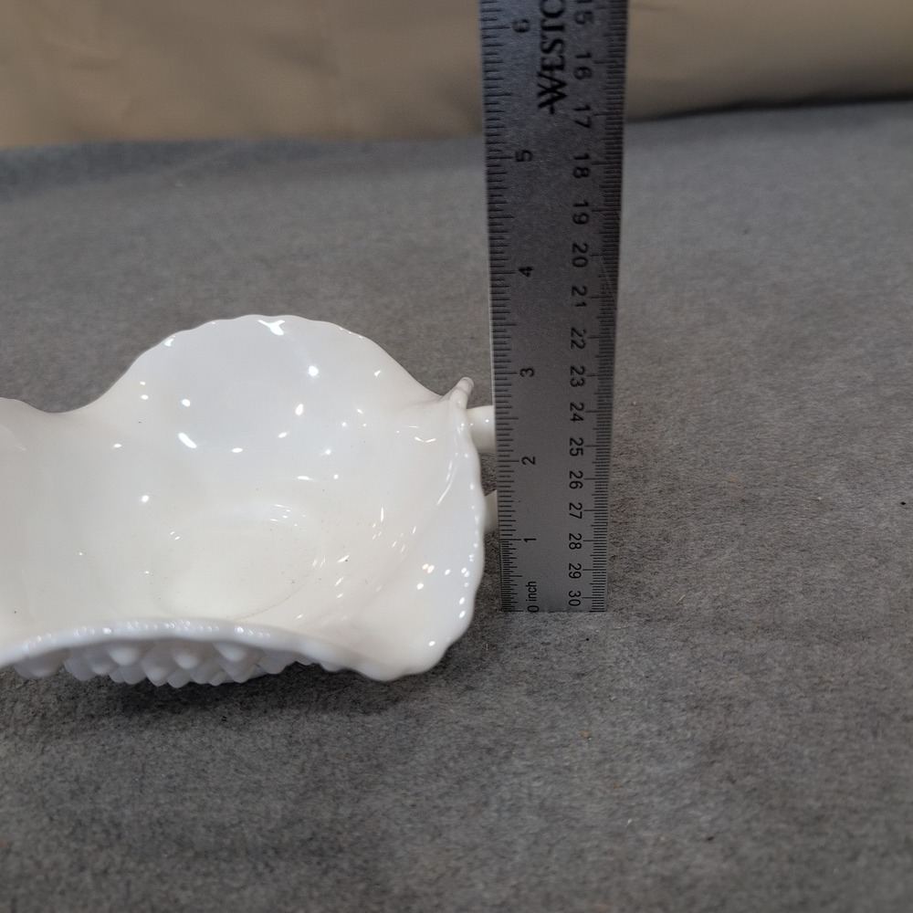 Fenton White Milk Glass Hobnail Ruffled Double Handled Bon‎ Bon Candy Dish - Picture 6 of 6